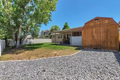 1023 N 3300 W, Layton, UT 84041 - Photo 40