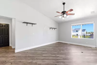 3968 W 775 S, Syracuse, UT 84075 - Photo 4