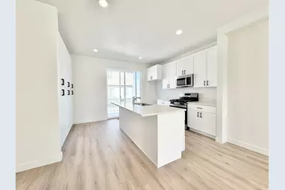1650 N Main St, Layton, UT 84041 - Photo 10