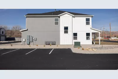 1198 S Village Ln Ln W #A2, Richfield, UT 84701 - Photo 26
