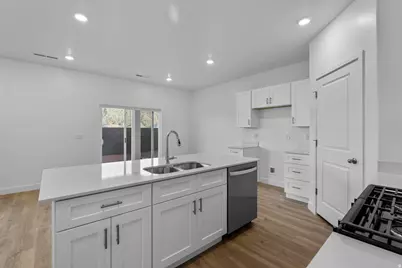 1894 S Queens Garden Dr #4276, Washington, UT 84780 - Photo 10