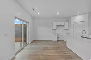 1894 S Queens Gdn Dr, Washington, UT 84780 - Photo 8
