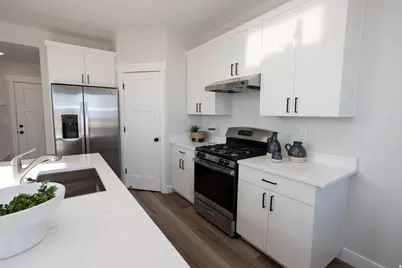 1198 S Village Ln #B1, Richfield, UT 84701 - Photo 14