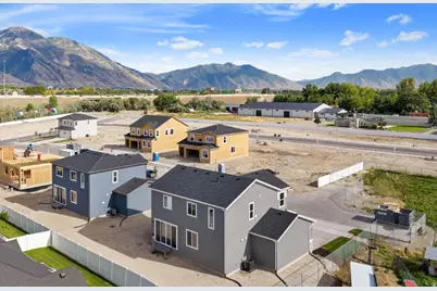 2304 W 1130 Ln N #18, Provo, UT 84601 - Photo 2