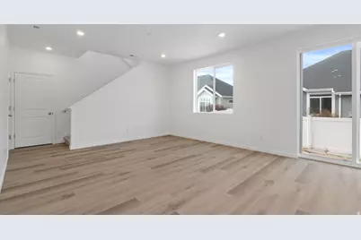 2304 W 1130 Ln N #18, Provo, UT 84601 - Photo 12