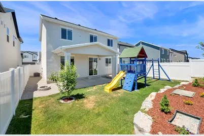 3061 S 2425 W, Syracuse, UT 84075 - Photo 32