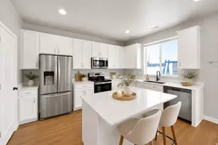 3061 S 2425 W, Syracuse, UT 84075 - Photo 2