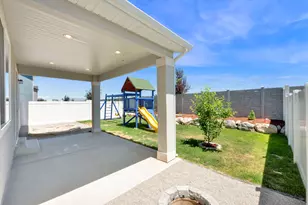 3061 S 2425 W, Syracuse, UT 84075 - Photo 30