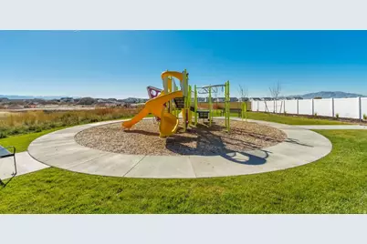 3061 S 2425 W, Syracuse, UT 84075 - Photo 40