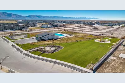 3061 S 2425 W, Syracuse, UT 84075 - Photo 56