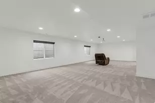 1005 E Antelope Dr, Eagle Mountain, UT 84005 - Photo 26