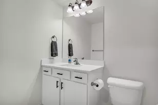 1005 E Antelope Dr, Eagle Mountain, UT 84005 - Photo 30