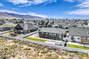 1005 E Antelope Dr, Eagle Mountain, UT 84005 - Photo 42