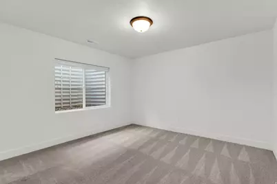 1005 E Antelope Dr, Eagle Mountain, UT 84005 - Photo 28