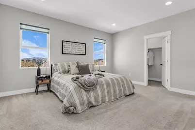 1005 E Antelope Dr, Eagle Mountain, UT 84005 - Photo 16