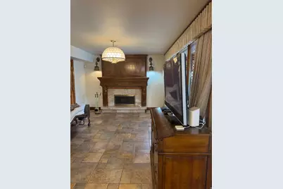 9650 S Buttonwood Dr, Sandy, UT 84092 - Photo 10