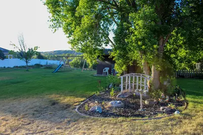 1230 E South Weber Dr, South Weber, UT 84405 - Photo 14
