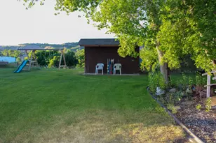 1230 E South Weber Dr, South Weber, UT 84405 - Photo 16