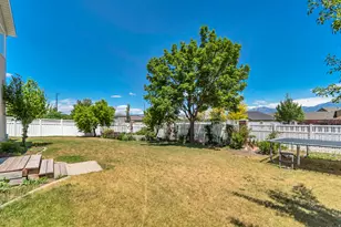 7651 S Village Glen Dr W, West Jordan, UT 84081 - Photo 34