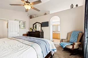 7651 S Village Glen Dr W, West Jordan, UT 84081 - Photo 14