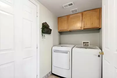7651 S Village Glen Dr W, West Jordan, UT 84081 - Photo 24