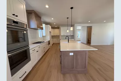 7084 W Bluefin Rd S, South Jordan, UT 84009 - Photo 8