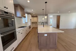 7084 W Bluefin Rd S, South Jordan, UT 84009 - Photo 8