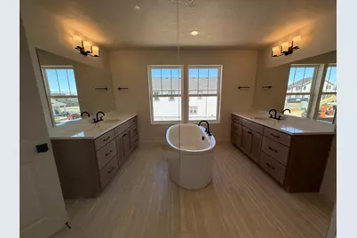7084 W Bluefin Rd S, South Jordan, UT 84009 - Photo 32