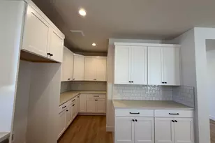 7084 W Bluefin Rd S, South Jordan, UT 84009 - Photo 12