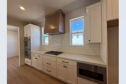 7084 W Bluefin Rd S, South Jordan, UT 84009 - Photo 10