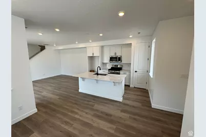 12672 S Lincoln Peak Ln #131, Herriman, UT 84096 - Photo 2