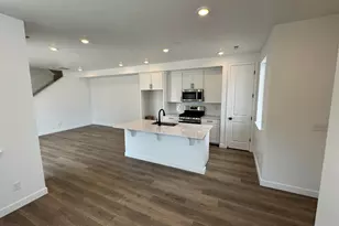 12672 S Lincoln Peak Ln, Herriman, UT 84096 - Photo 2