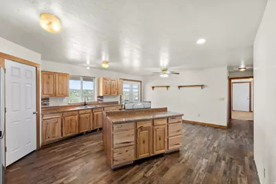 3366 N 7250 W, Roosevelt, UT 84066 - Photo 6