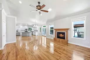 562 W 1400 N, West Bountiful, UT 84087 - Photo 4