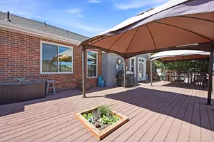 562 W 1400 N, West Bountiful, UT 84087 - Photo 36