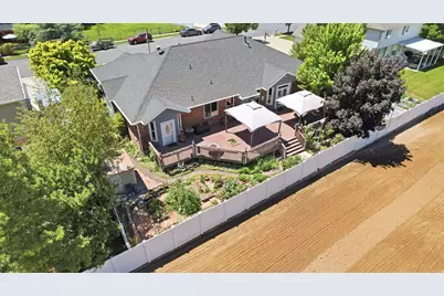 562 W 1400 N, West Bountiful, UT 84087 - Photo 42