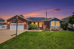 562 W 1400 N, West Bountiful, UT 84087 - Photo 1