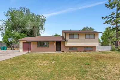 1896 Cliff Pl, Layton, UT 84041 - Photo 2
