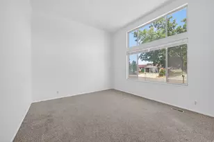 6166 S Cumulus Cir W, Kearns, UT 84118 - Photo 8