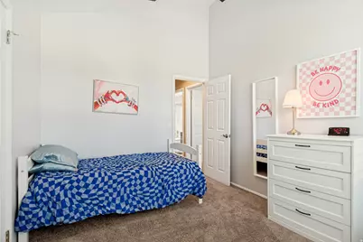 9832 S Falconhurst Dr E, Sandy, UT 84092 - Photo 18