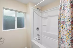 2570 W Blake Dr, Taylorsville, UT 84129 - Photo 42
