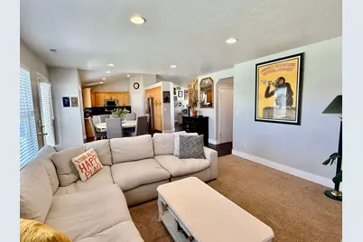 831 W Pages Ln, West Bountiful, UT 84087 - Photo 8