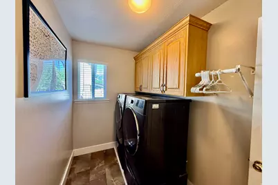 831 W Pages Ln, West Bountiful, UT 84087 - Photo 20
