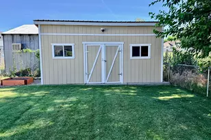 831 W Pages Ln, West Bountiful, UT 84087 - Photo 24