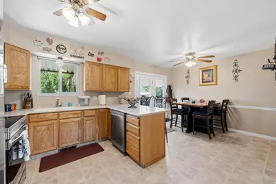 1071 N Timpview Dr, American Fork, UT 84003 - Photo 6