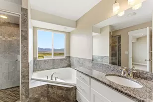 942 S 1050 W, Tooele, UT 84074 - Photo 18