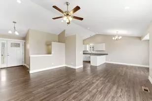942 S 1050 W, Tooele, UT 84074 - Photo 6