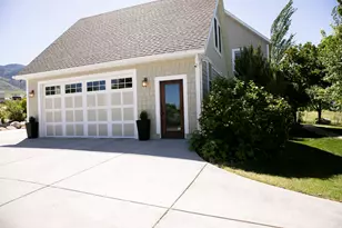 776 E Canyon Rd, Hyde Park, UT 84318 - Photo 50