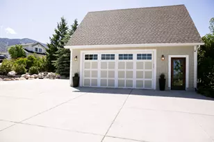 776 E Canyon Rd, Hyde Park, UT 84318 - Photo 80