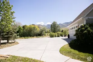 776 E Canyon Rd, Hyde Park, UT 84318 - Photo 42